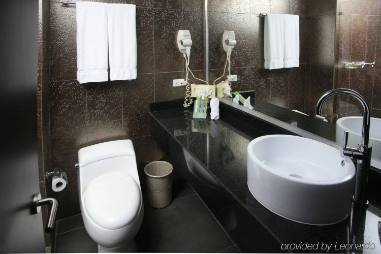 Riande Aeropuerto Hotel & Casino photo 14