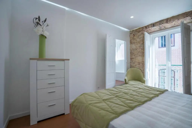 Brand New Downtown Apartment