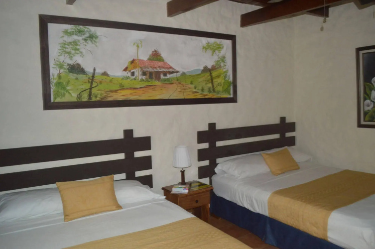 Hotel Flor Blanca