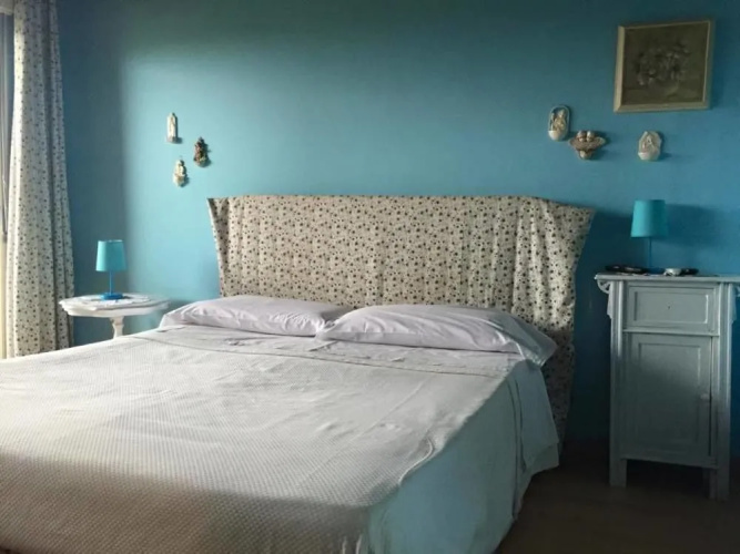 B&B Xenia