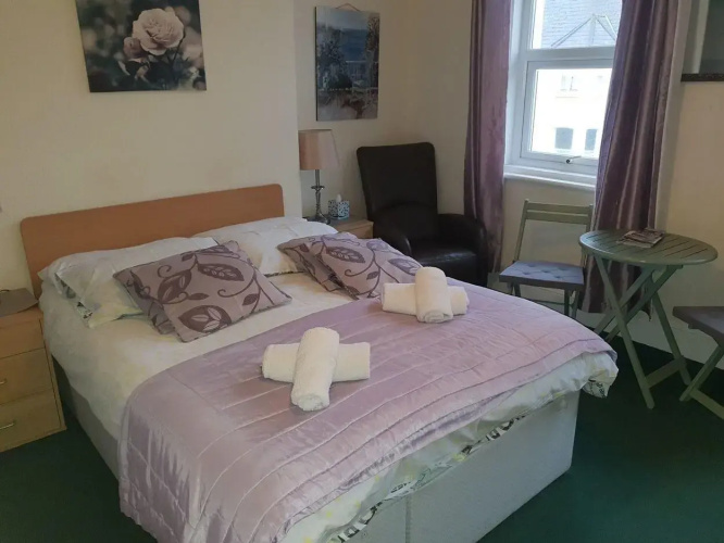 Breken Guest House