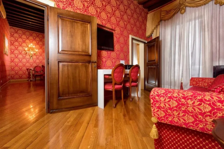 Superior Double room with balcony