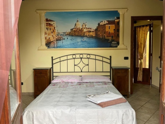 2 Bedrooms Cottage