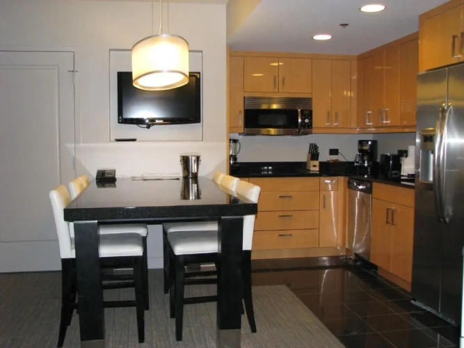 1 Bedroom Suite