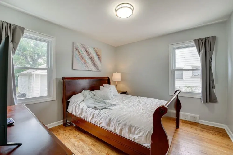 3 Bedrooms Cottage