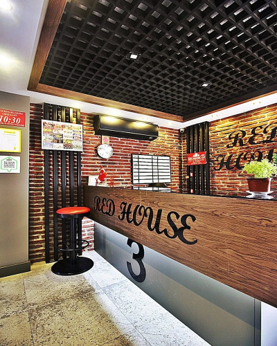 Red House Vip