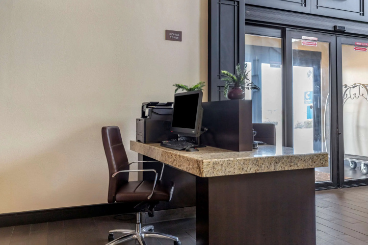 Comfort Suites Buda - Austin South
