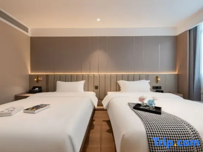 Premier Twin room