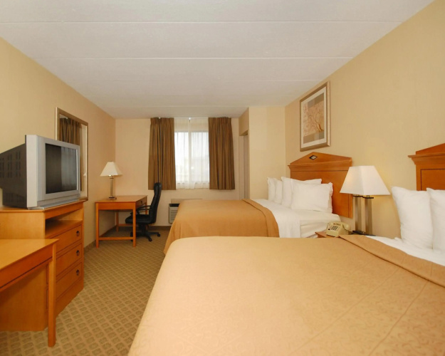 Quality Inn & Suites Fairview - Erie