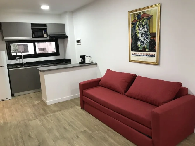 Deluxe Studio