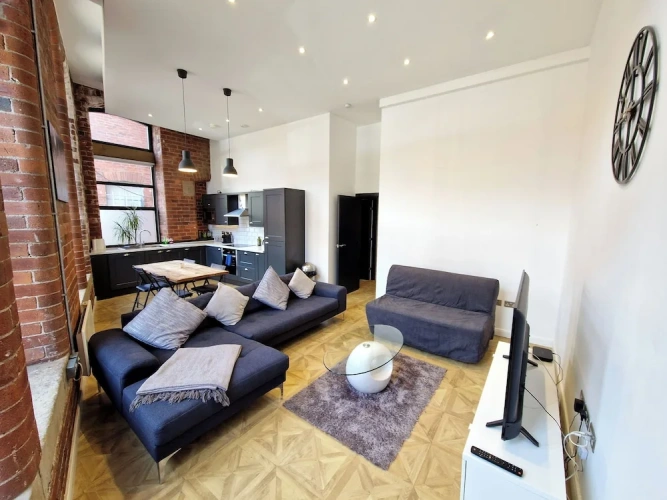 Deluxe Apartment