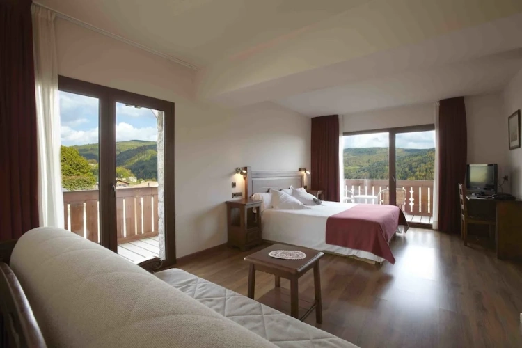 Superior Double room with balcony