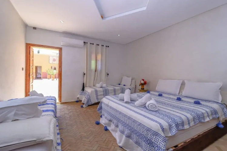 Comfort Quadruple room with garden view