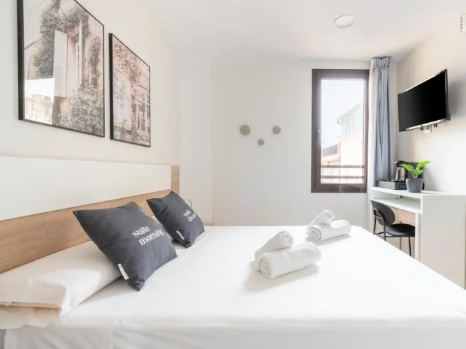 Economy Double room (Window Is Not Guaranteed)