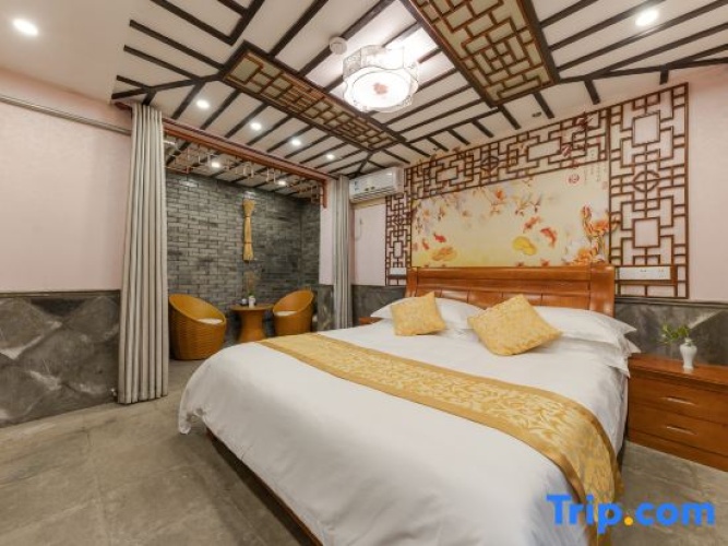 Standard Double room with river view