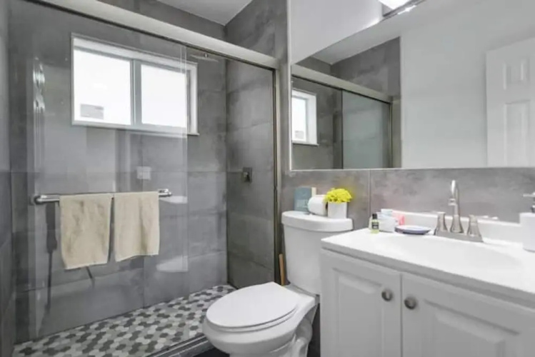 Beautiful 3 Bedroom House In Miami