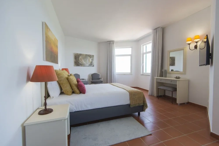Superior Single room with lake view