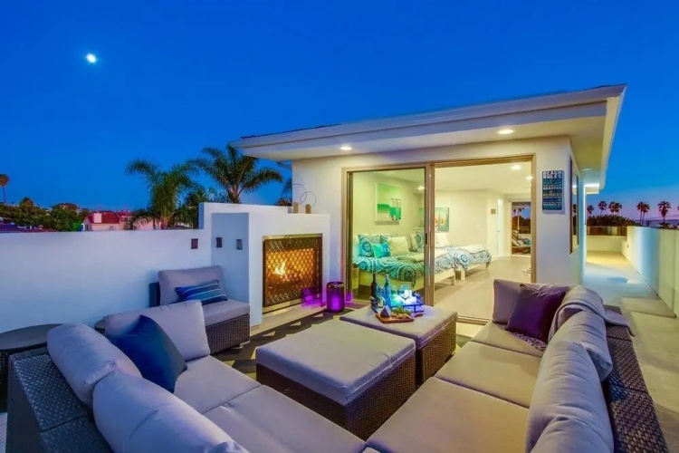 CA Dreaming 5 Bedroom Home