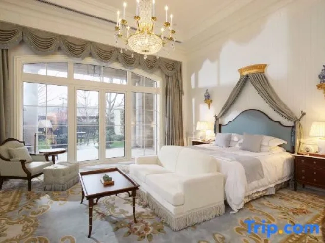 2 Bedrooms Double Family Suite