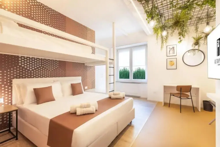 Metropolitan Rooms