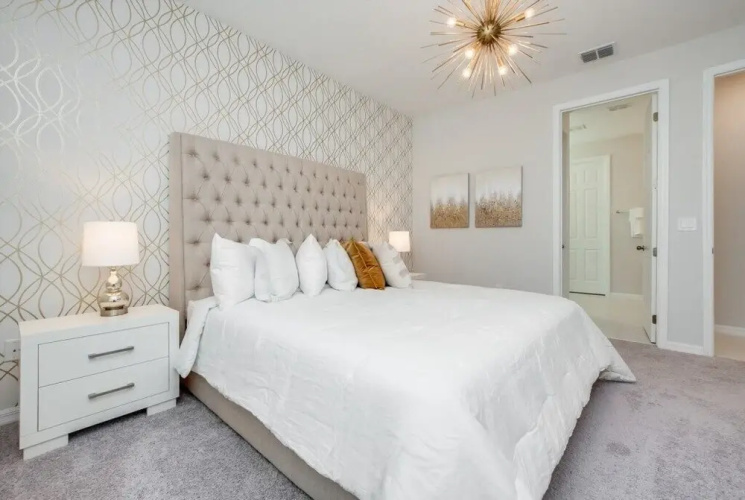 9 BD 6.5 BH House Villa