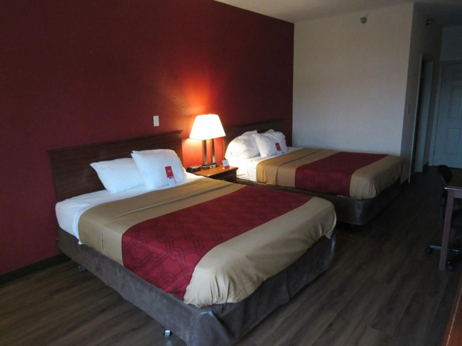 Econo Lodge Carlisle Central