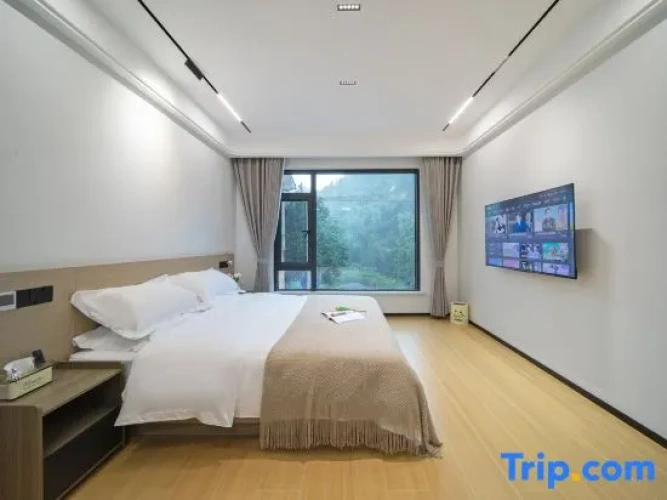 3 Bedrooms Suite