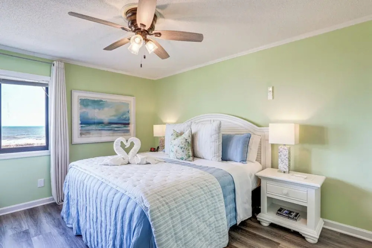 Scenic Oceanfront Condo in Myrtle Beach!