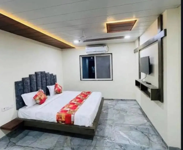Hotel Dhana Lakshmi Bliss