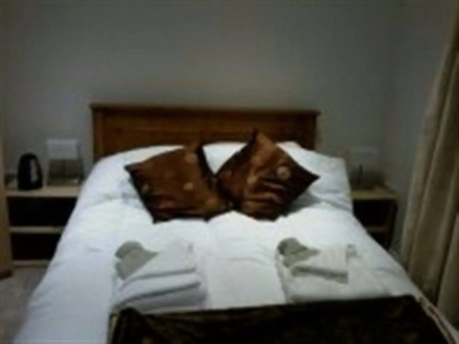 Barnes's Rest Bed & Breakfast & Caravan