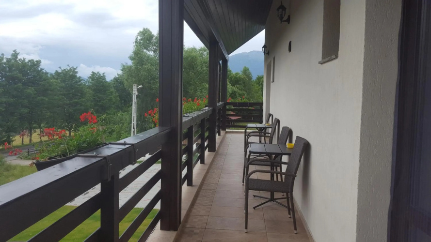 Casa Aryana