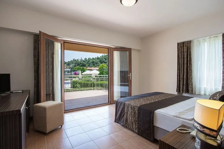 Standard room with balcony