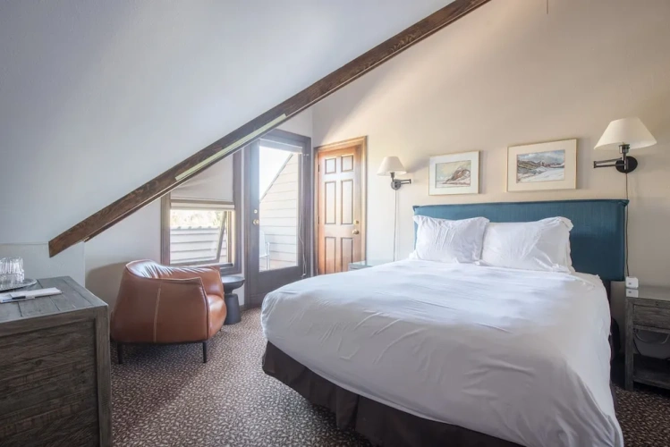 Standard Double room with balcony