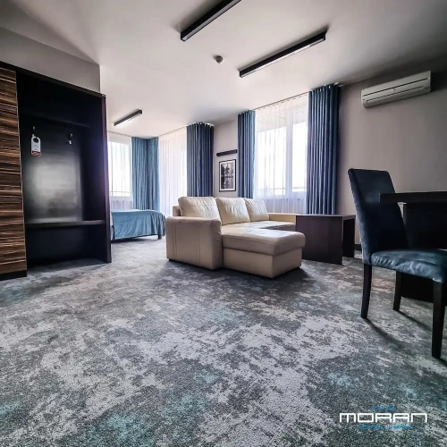 Junior Suite with balcony and with lake view