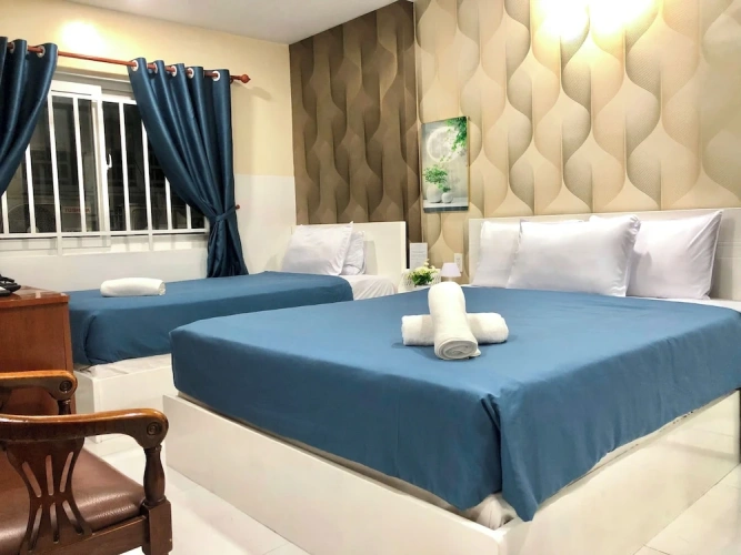Standard Triple room