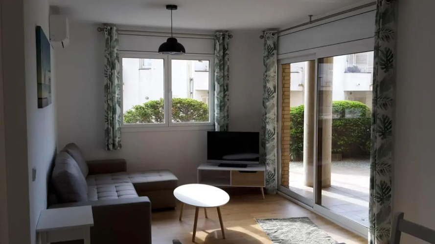 DAVANT MAR - Apartamento con terraza a pie de playa