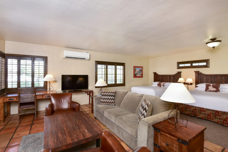 Lodge on the Desert