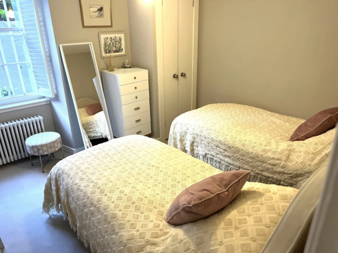 JOIVY Vibrant City Centre 2-bed Apt.