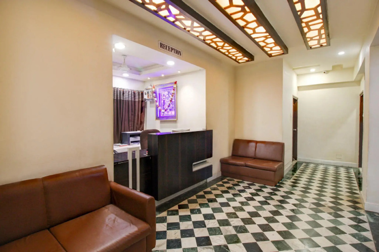 Hotel R Inn
