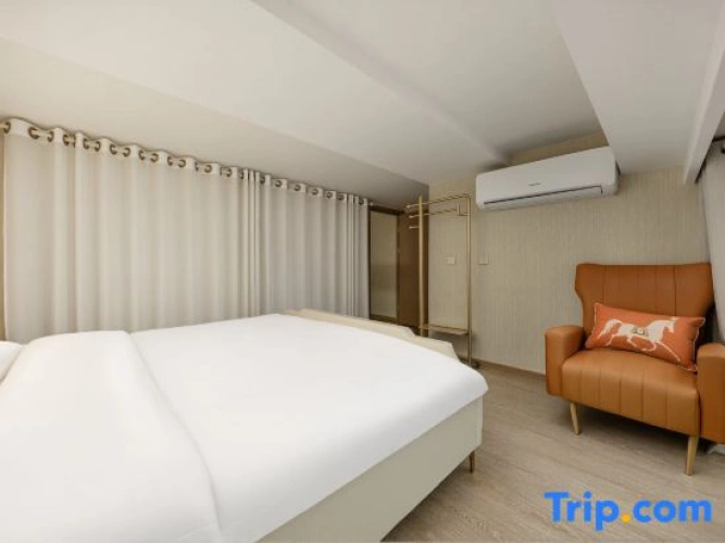 2 Bedrooms Suite with river view