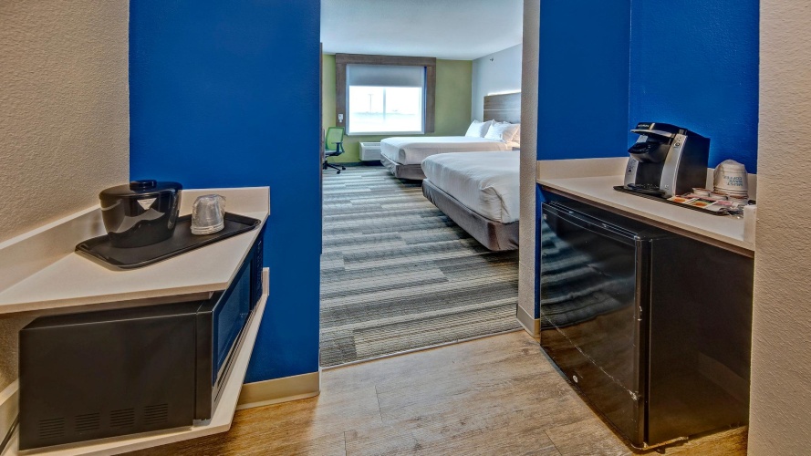 Quadruple Suite