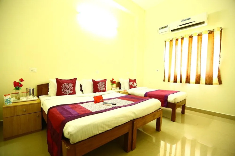 OYO 1272 Hotel Parkview INN