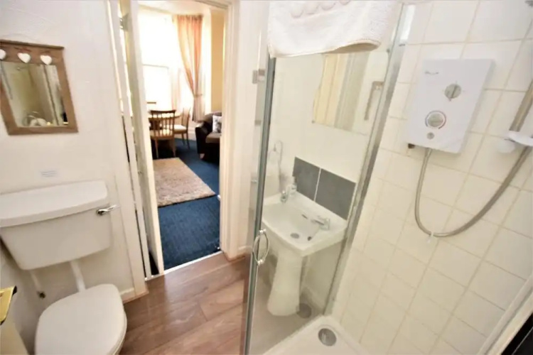 Bridle Lodge Apartments