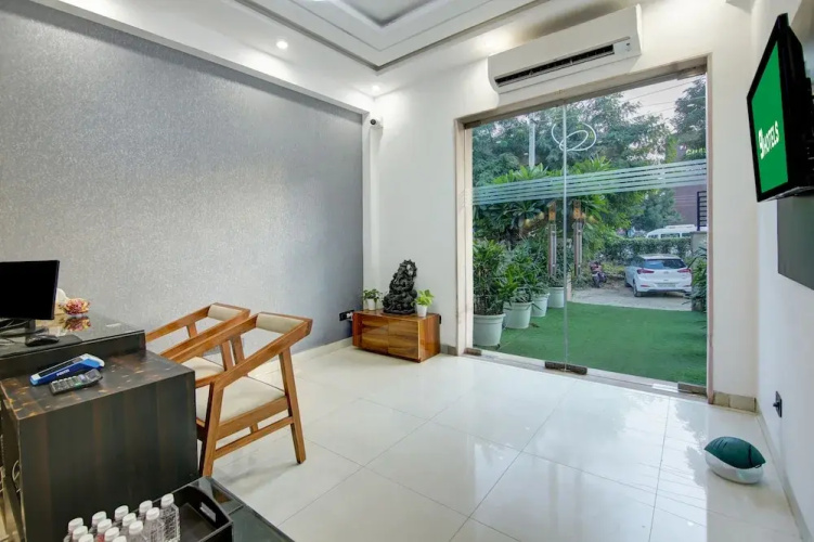 Hotel 91 Medanta