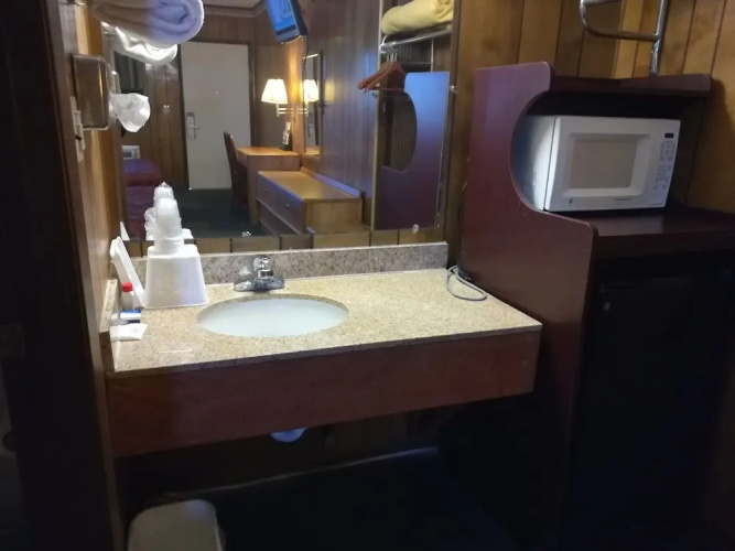 Renatto Inn
