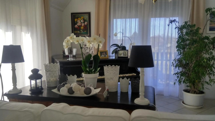 Leander Apartman