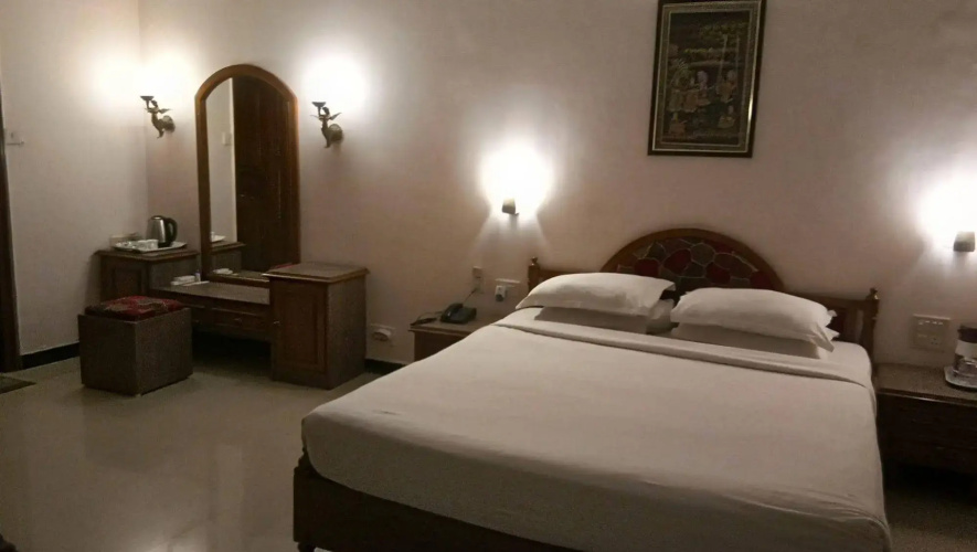 Hotel Arch Manor