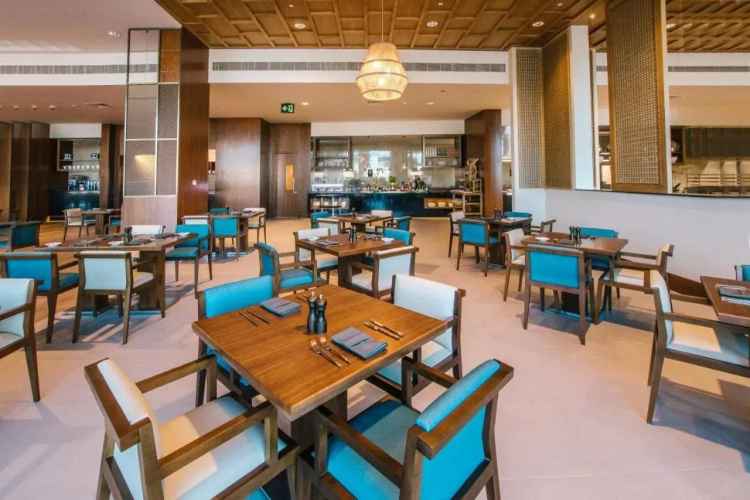 Crowne Plaza Muscat Ocec by IHG Hotel