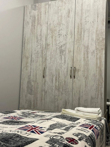 LA Guest House