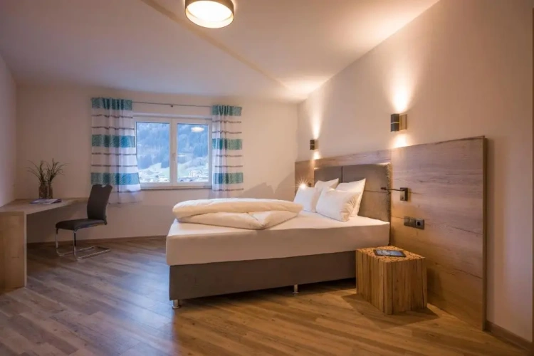 2 Bedrooms Deluxe Apartment